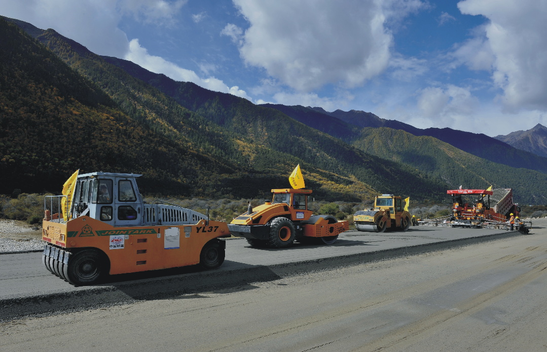 西藏林拉高速公路